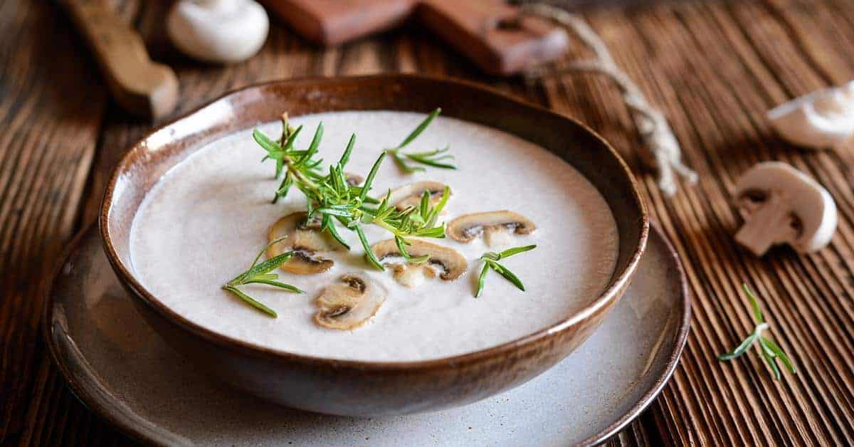 Broths and soups are becoming more popular dishes across a number of airlines. Image credit: Noir Chocolate/iStock