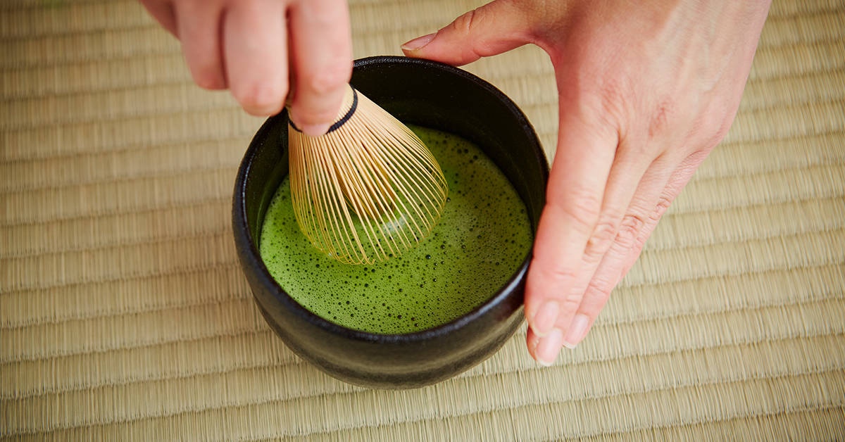 Learn about the ritual Japanese tea ceremony on the 10th floor of the hotel. Keio Plaza Hotel