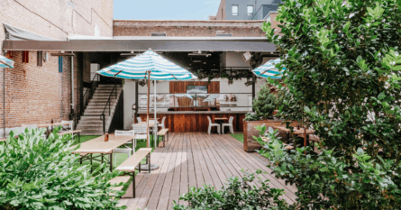 The back patio at Freehold Brooklyn. Image: Courtesy of FREEHOLD Hospitality
