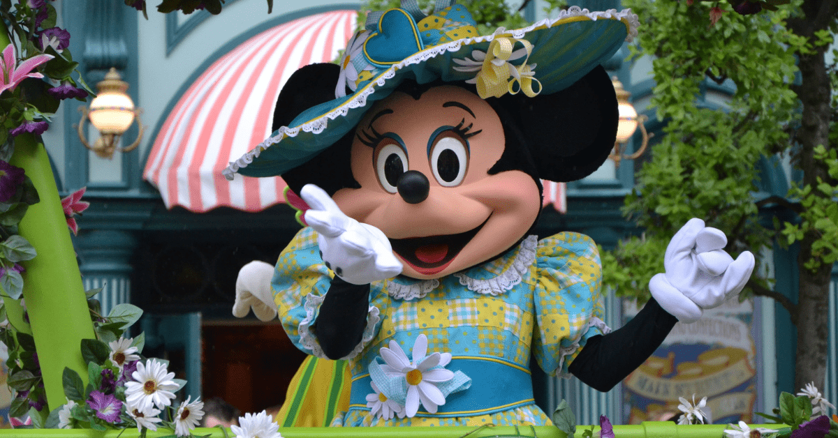 Minnie Mouse at Disneyland Paris. Image credit: wallpaperflare