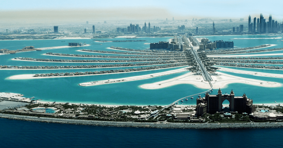 Aerial view of Palm Jumeirah, Dubai. 